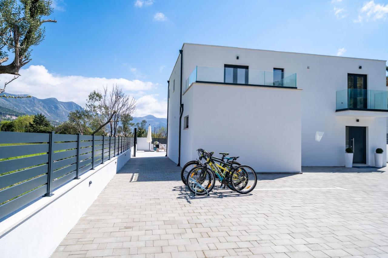 Villa Invigo - Brand New Private Pool Villa Mlini Extérieur photo